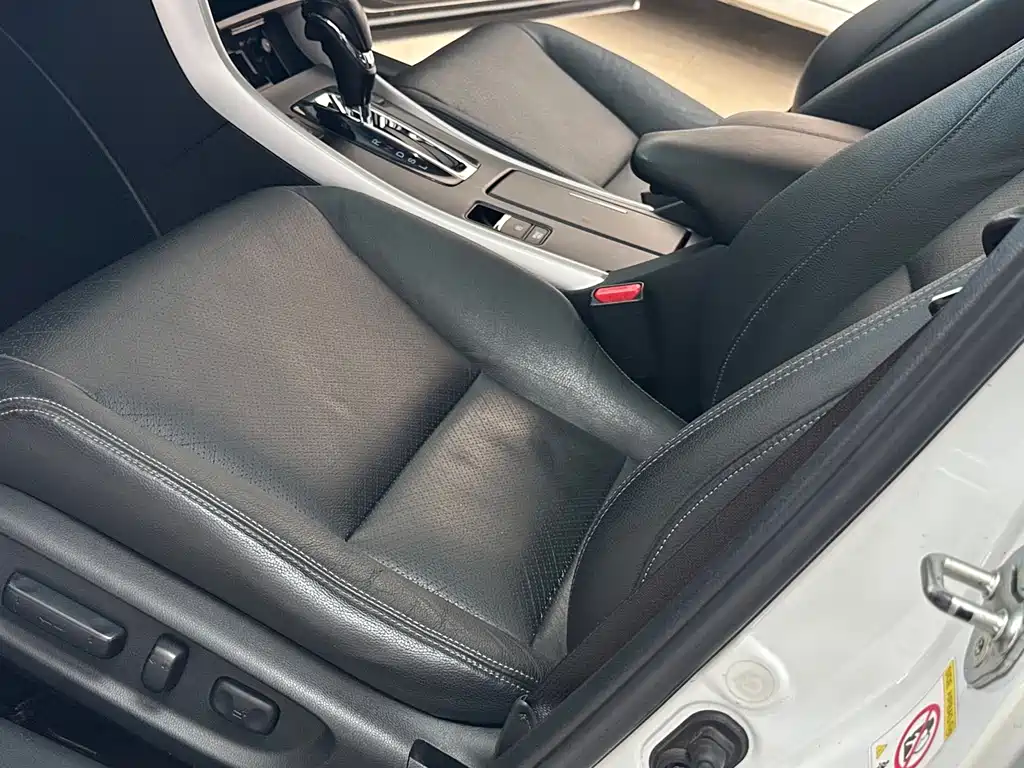 Honda Accord — миниатюра 6