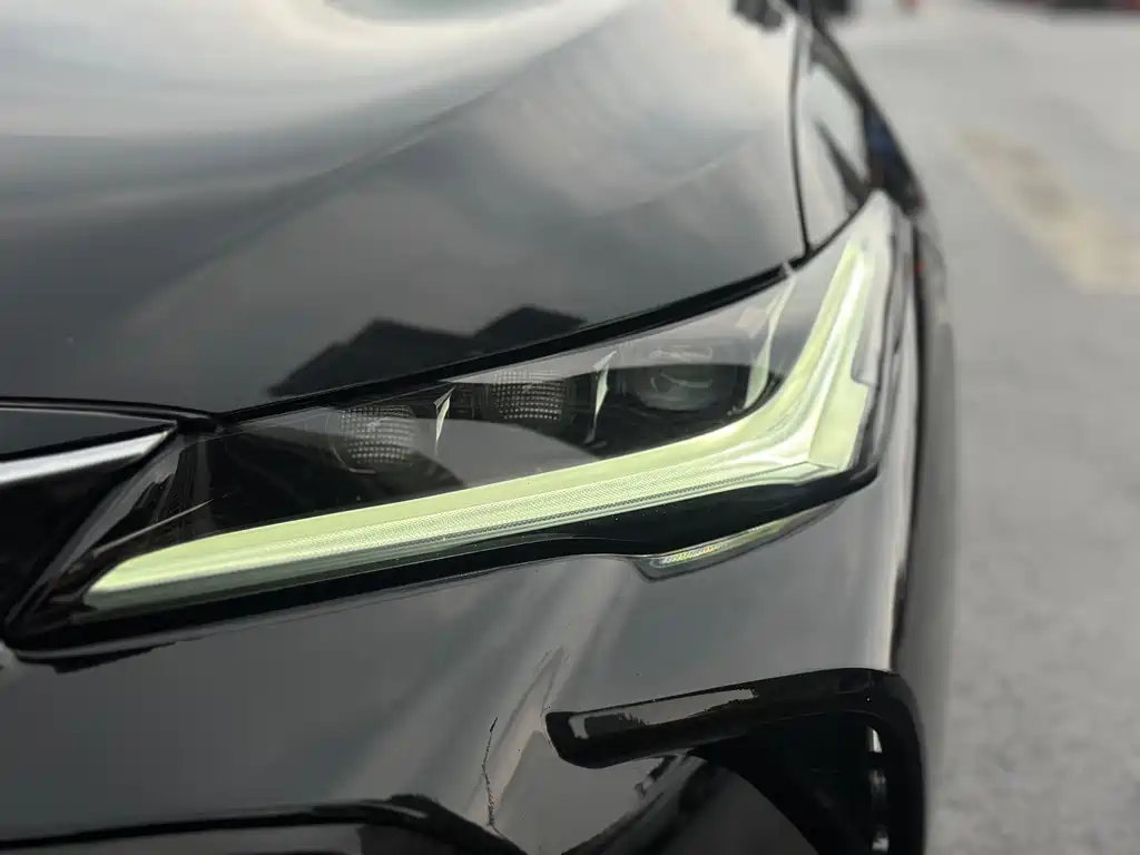 Toyota Avalon — миниатюра 14