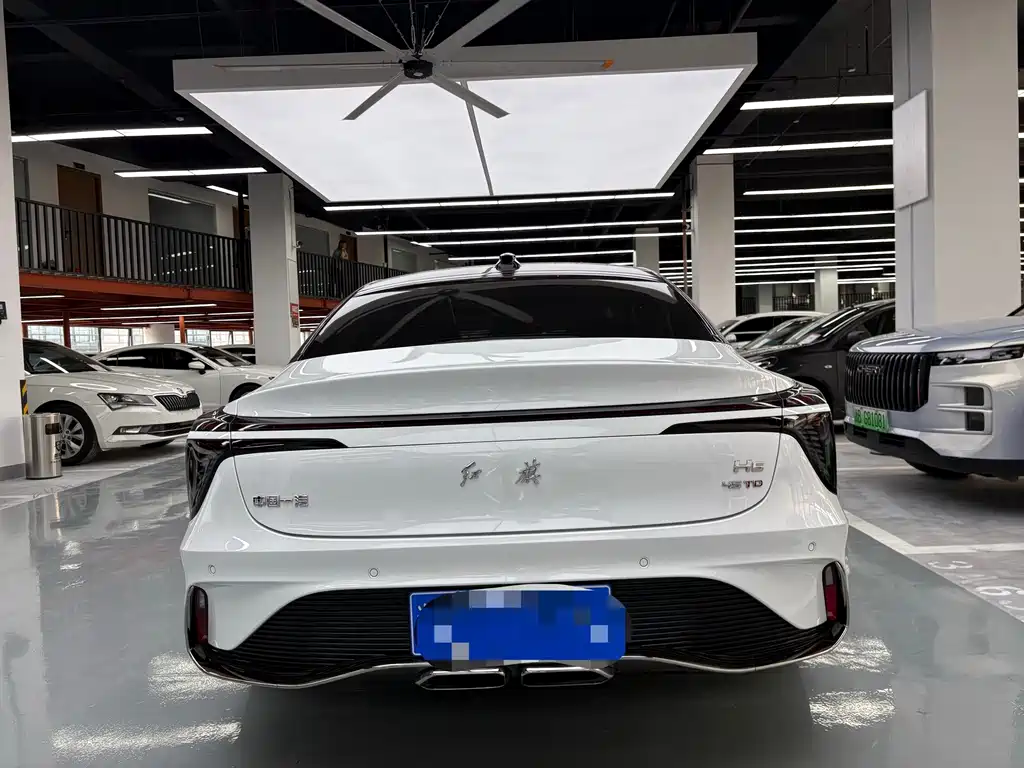 Hongqi Hongqi H6 — миниатюра 18