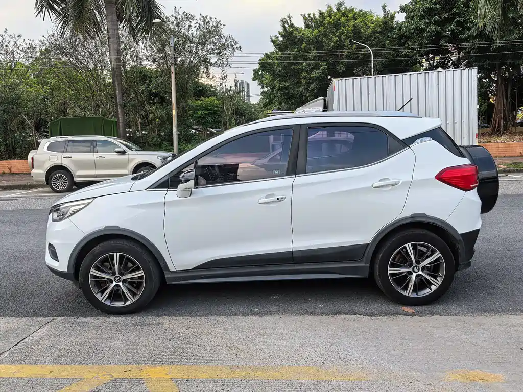 BYD Yuan 2019 EV535