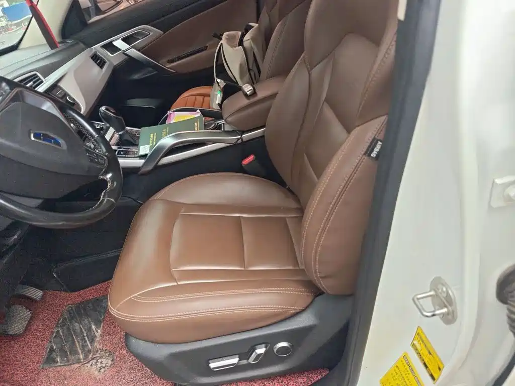 Geely Boyue — миниатюра 16