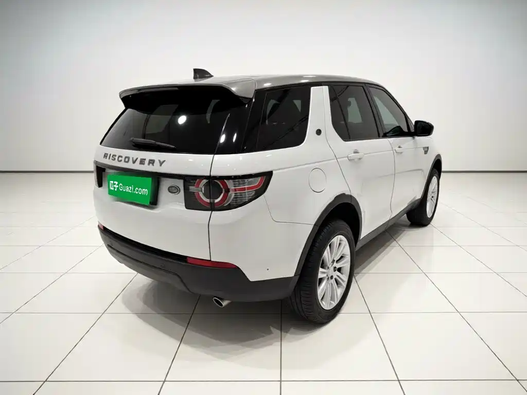 Land Rover Discovery Sport — миниатюра 6