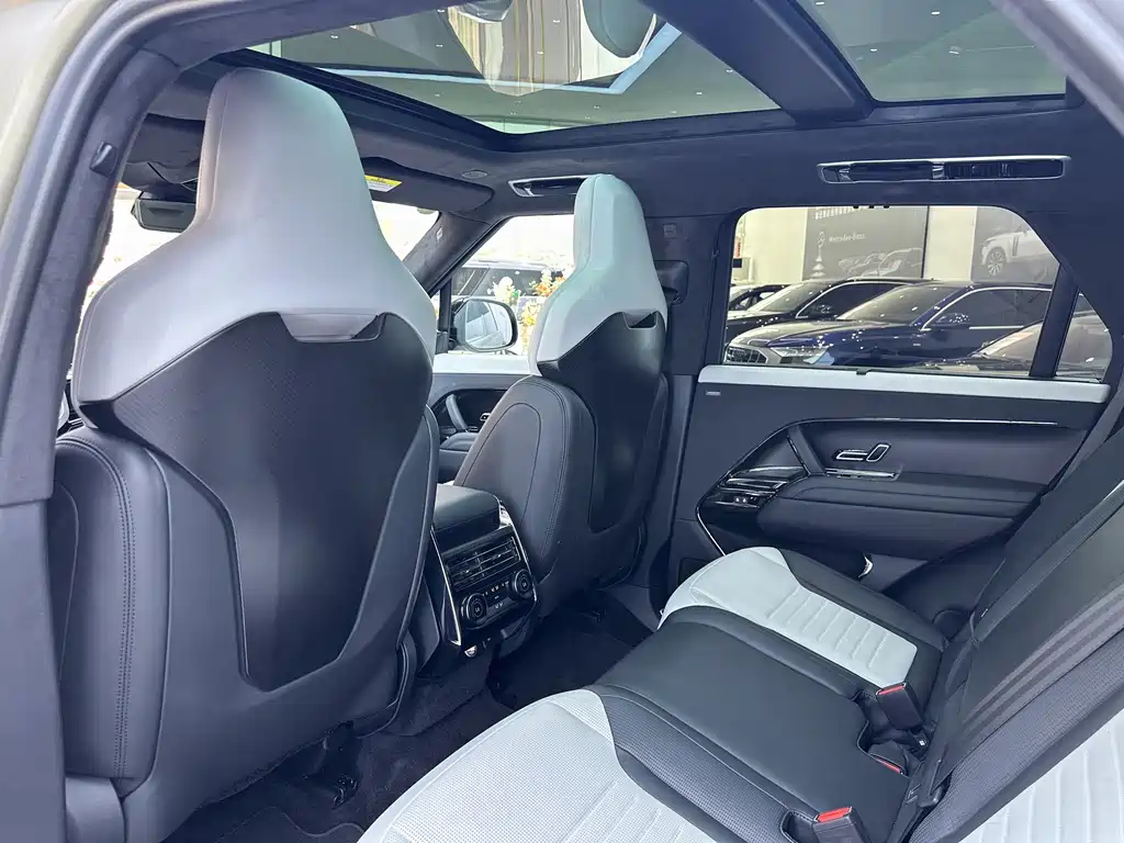 Land Rover Sport — миниатюра 19