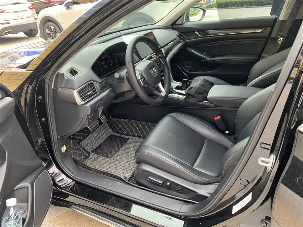 Honda Accord — миниатюра 4