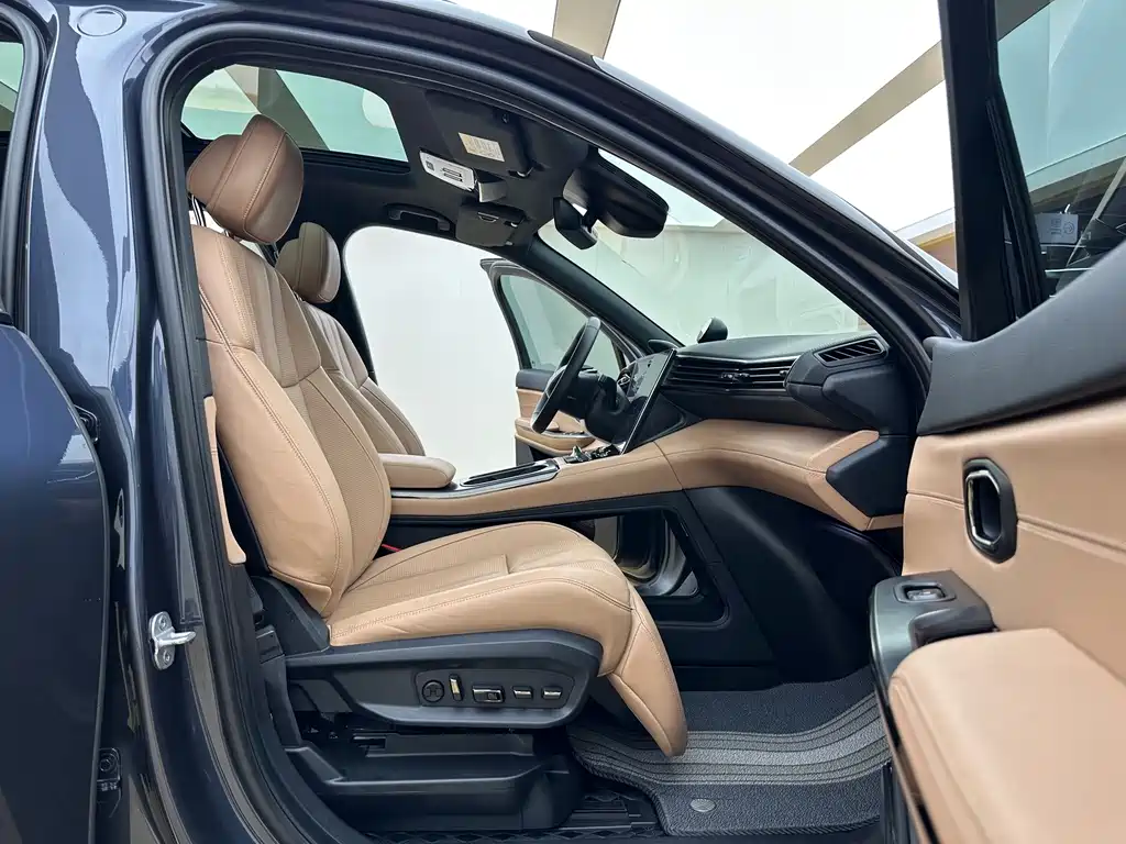 NIO ES8 — миниатюра 13
