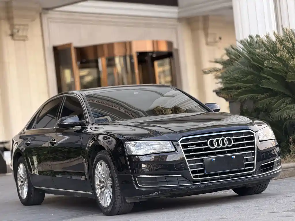 Audi A8 — миниатюра 3