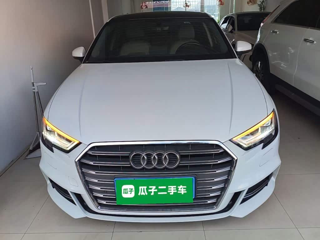 Audi A3 1.4 л 2021 г. Белый, пробег 35900 км
