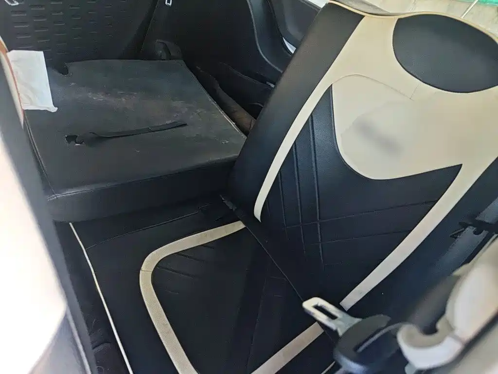 Wuling MINIEV — миниатюра 14