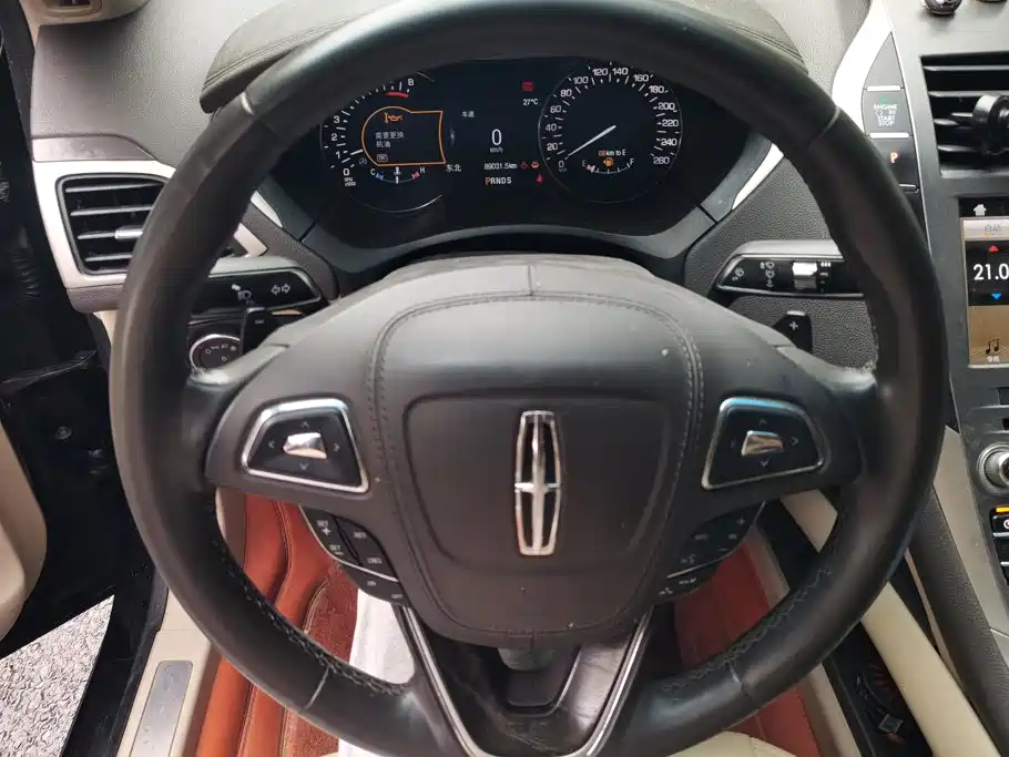 Lincoln MKZ — миниатюра 15