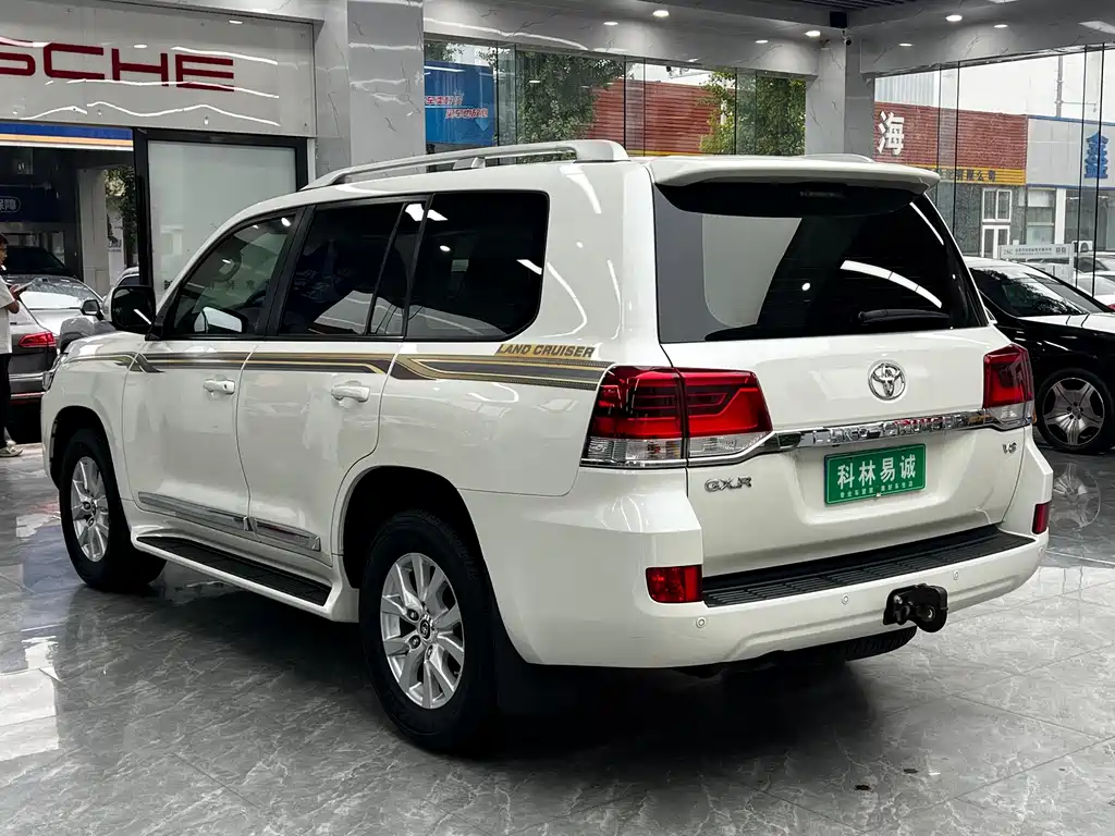 Toyota Land Cruiser — миниатюра 6