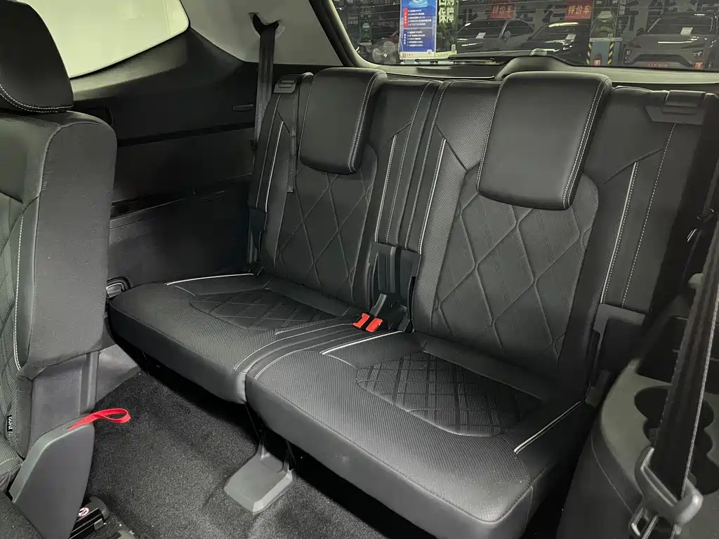 Volkswagen Teramont — миниатюра 10