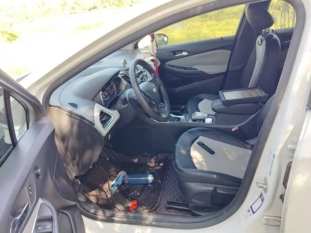 Chevrolet Cruze — миниатюра 15