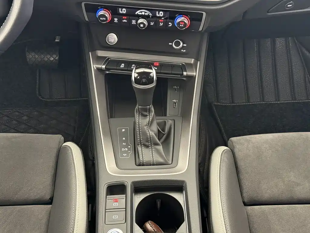Audi Q3 — миниатюра 15