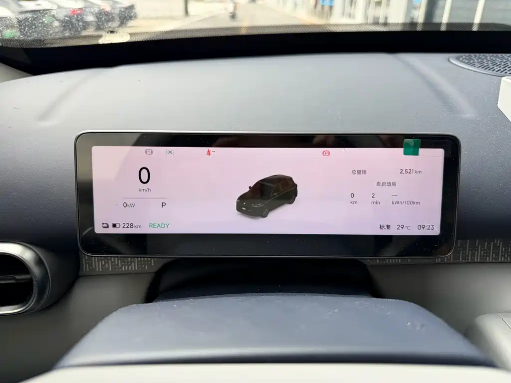 Leapmotor Leapmotor A10 — миниатюра 12