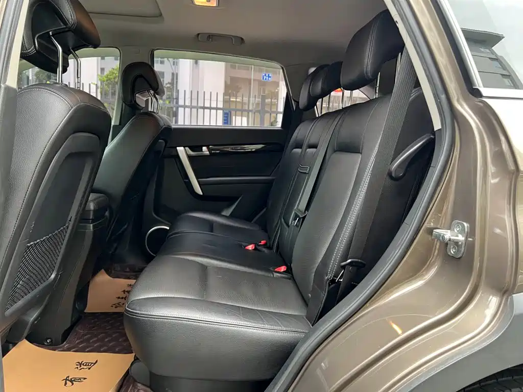 Chevrolet Captiva — миниатюра 4