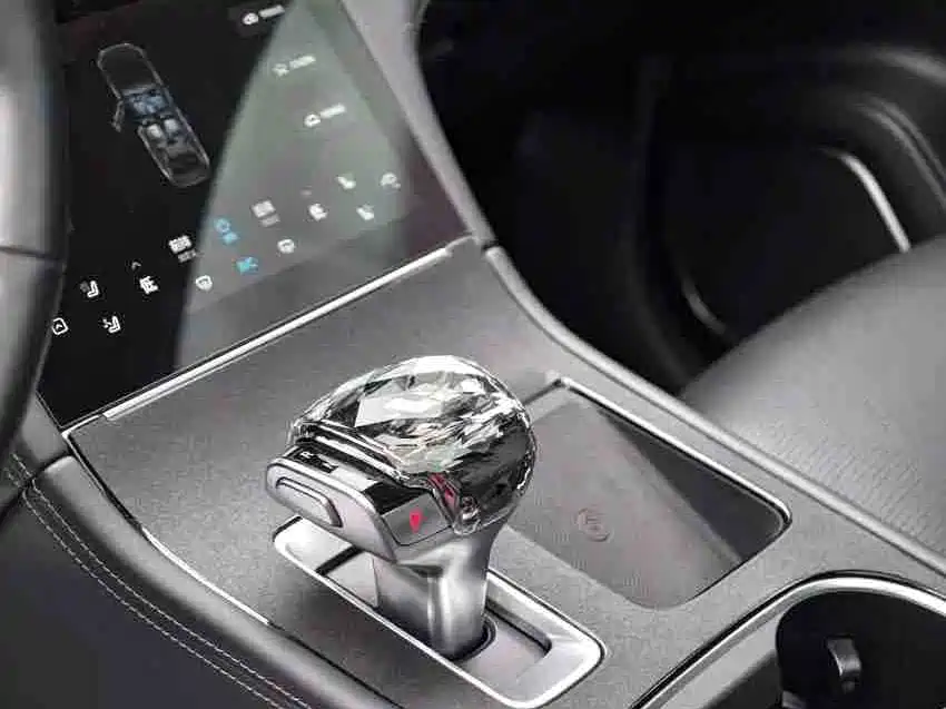 Li Auto Li ONE — миниатюра 10