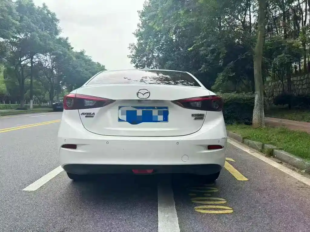 Mazda 3 Axela — миниатюра 8