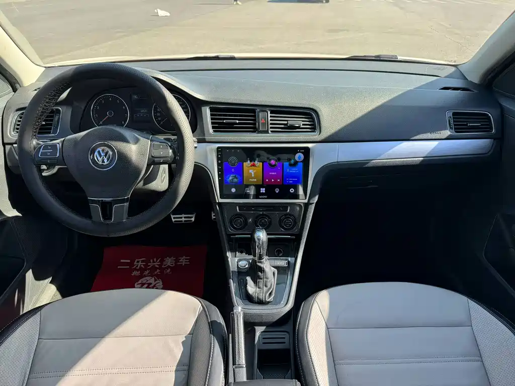 Volkswagen Cross Lavida — миниатюра 5