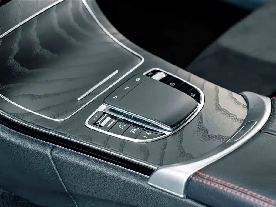 Mercedes-Benz C-Class (Import) — миниатюра 14