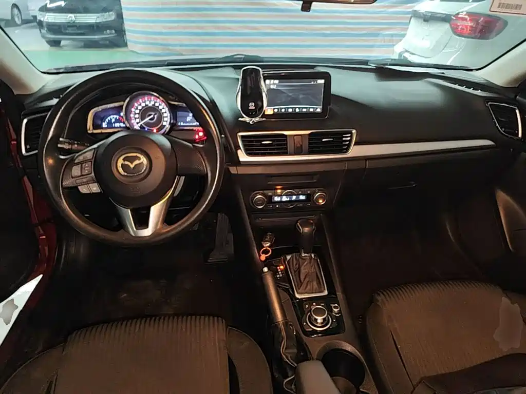 Mazda 3 Axela — миниатюра 10