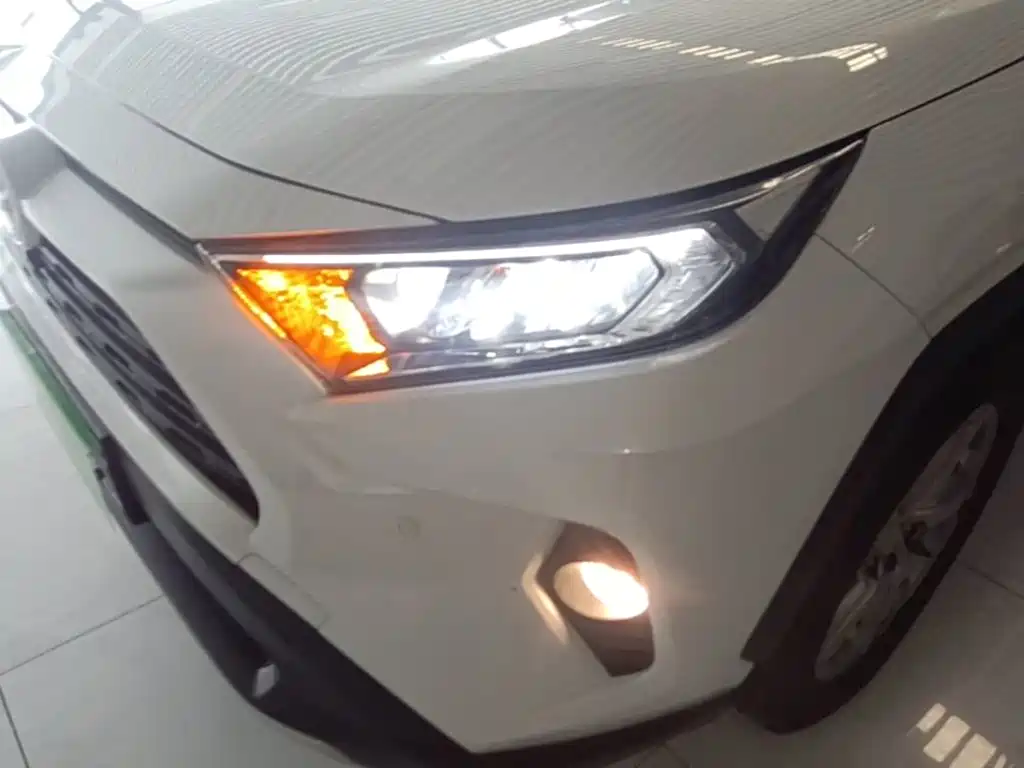 Toyota RAV4 — фотографии объявления, Фото 25