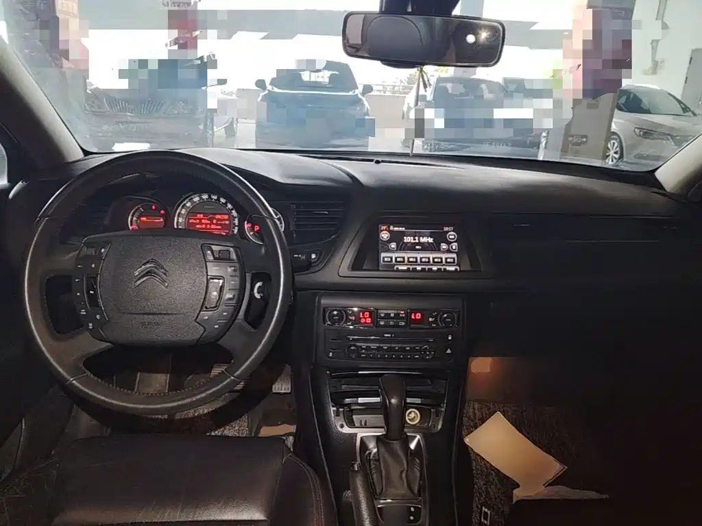 Citroen C5 — миниатюра 10