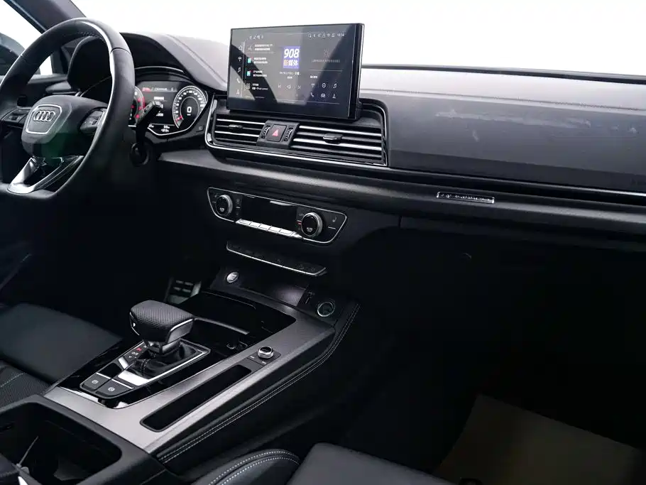 Audi Q5L — миниатюра 29