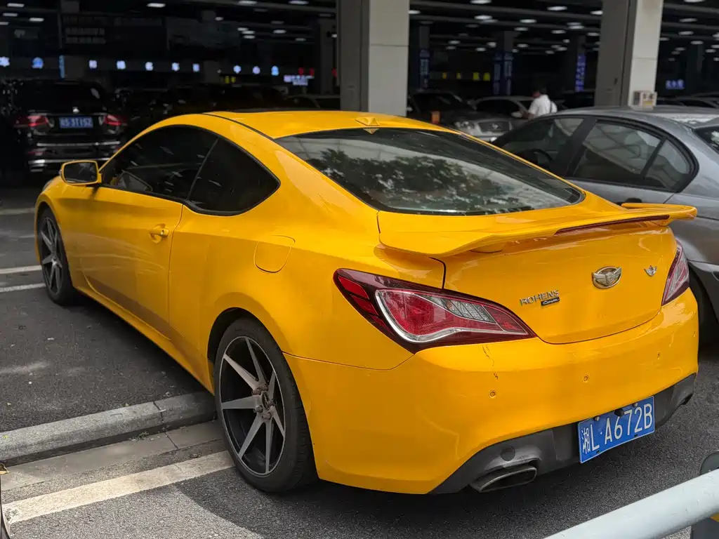 Hyundai Genesis Coupe — миниатюра 9