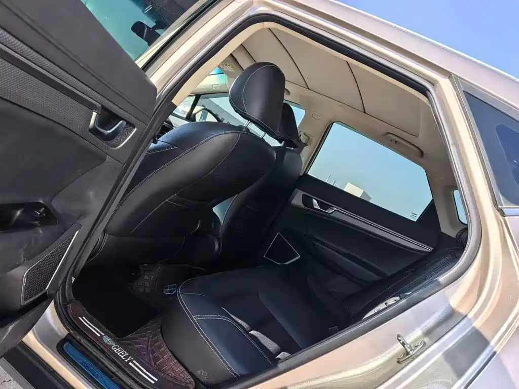 Geely Emgrand GS — миниатюра 6