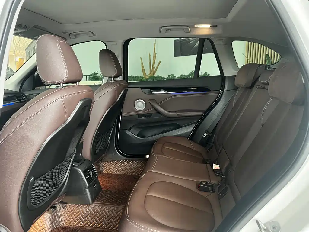 BMW X1 — миниатюра 7