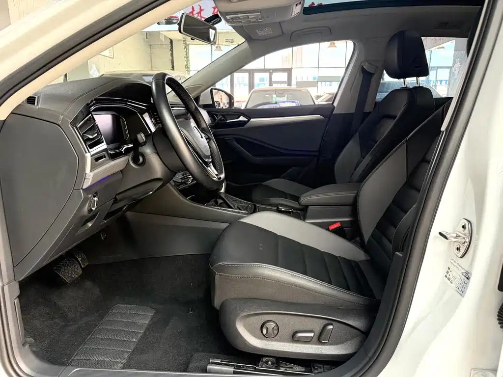 Volkswagen Sagitar — миниатюра 9
