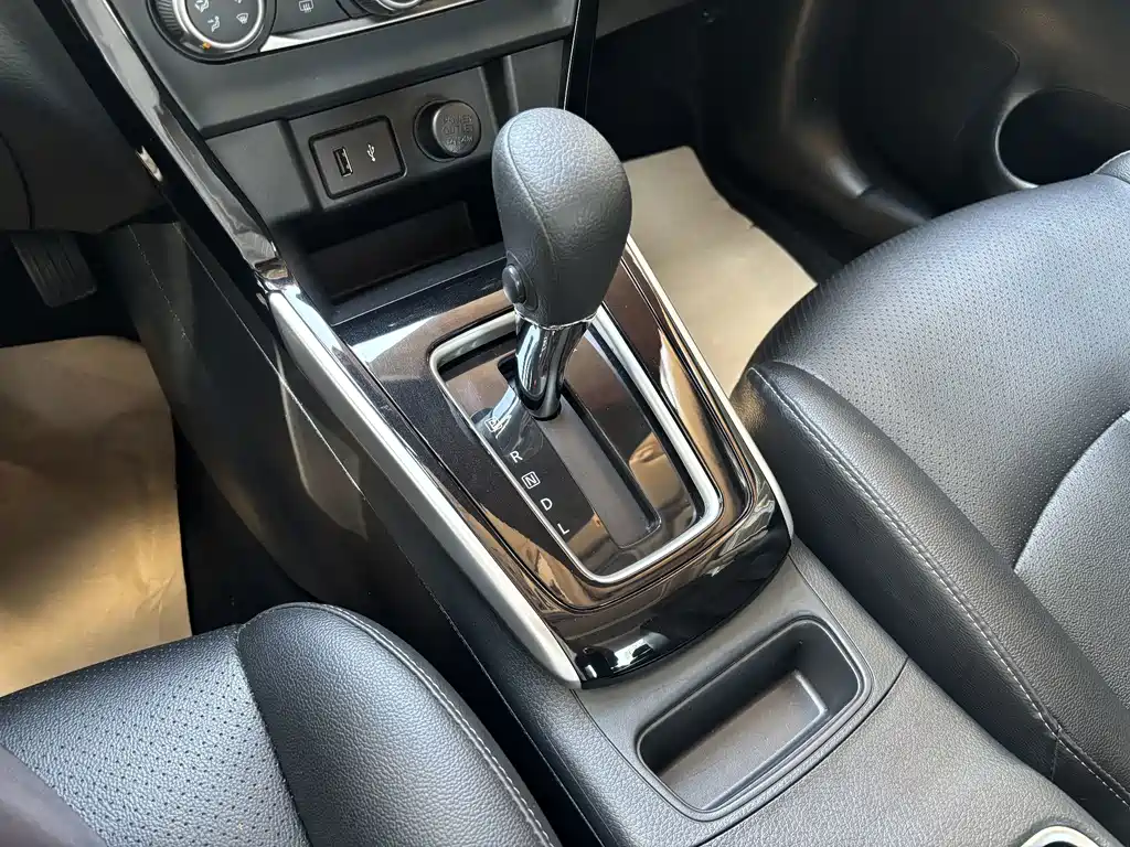 Nissan Sylphy — миниатюра 16