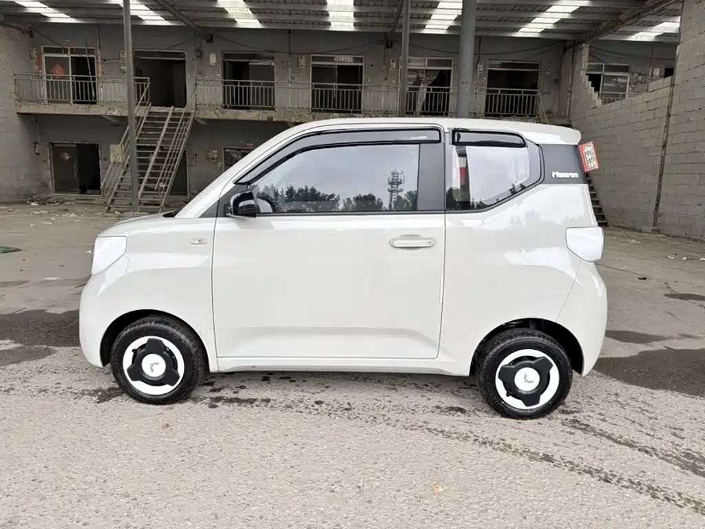 Wuling MINIEV — миниатюра 13