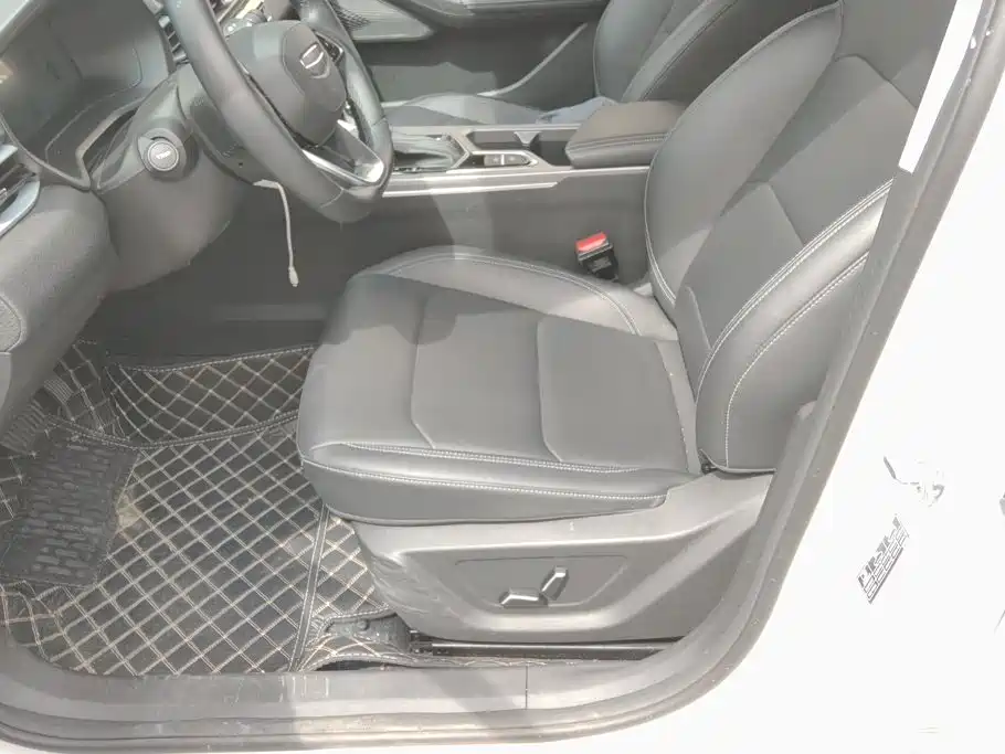 Geely Emgrand — миниатюра 9