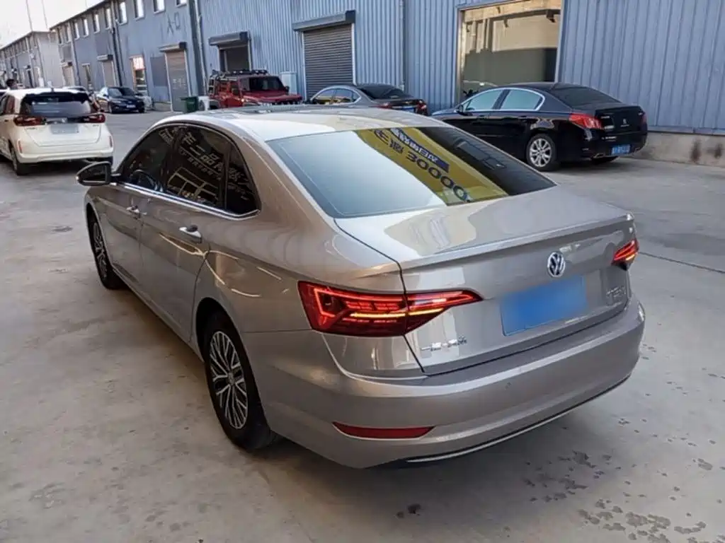 Volkswagen Sagitar — миниатюра 5
