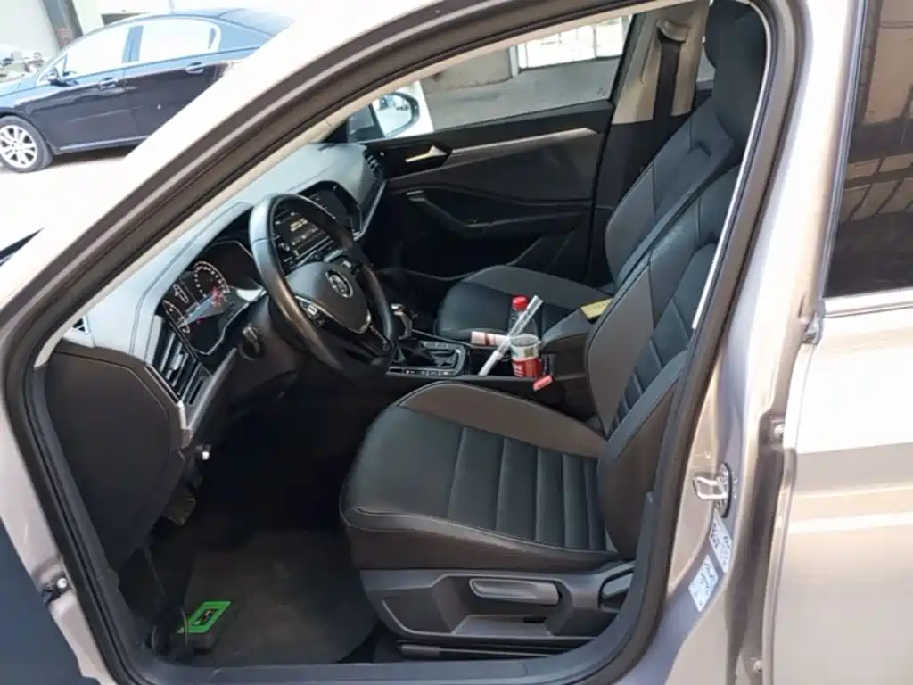 Volkswagen Sagitar — миниатюра 15