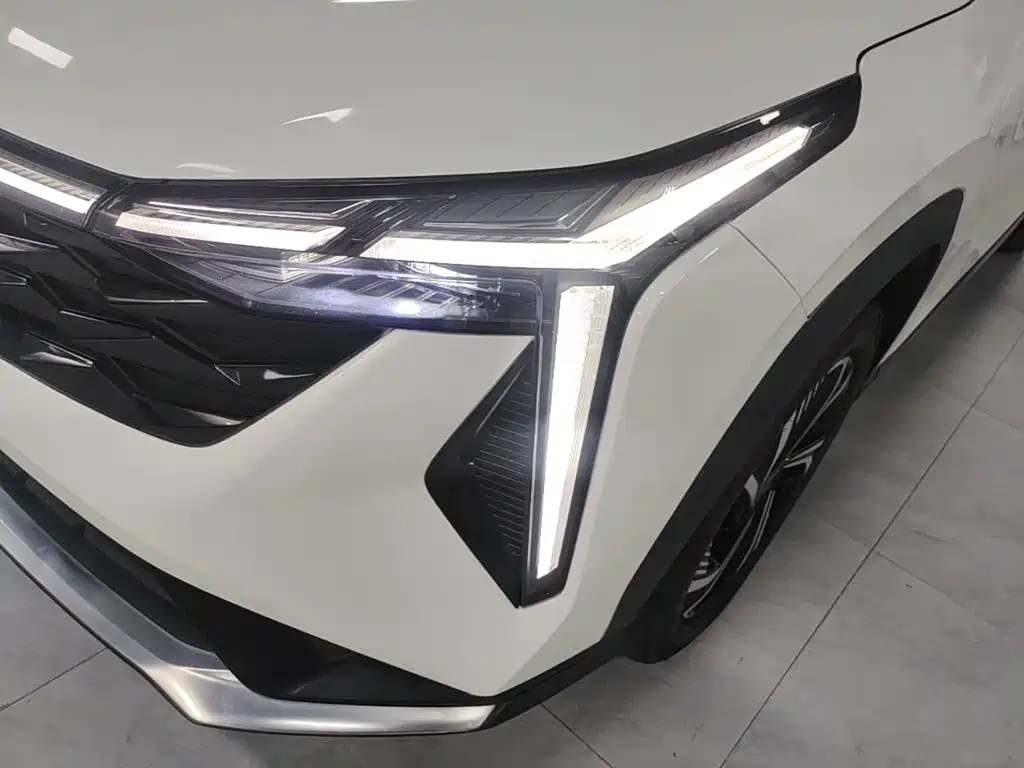 Geely Boyue — миниатюра 24
