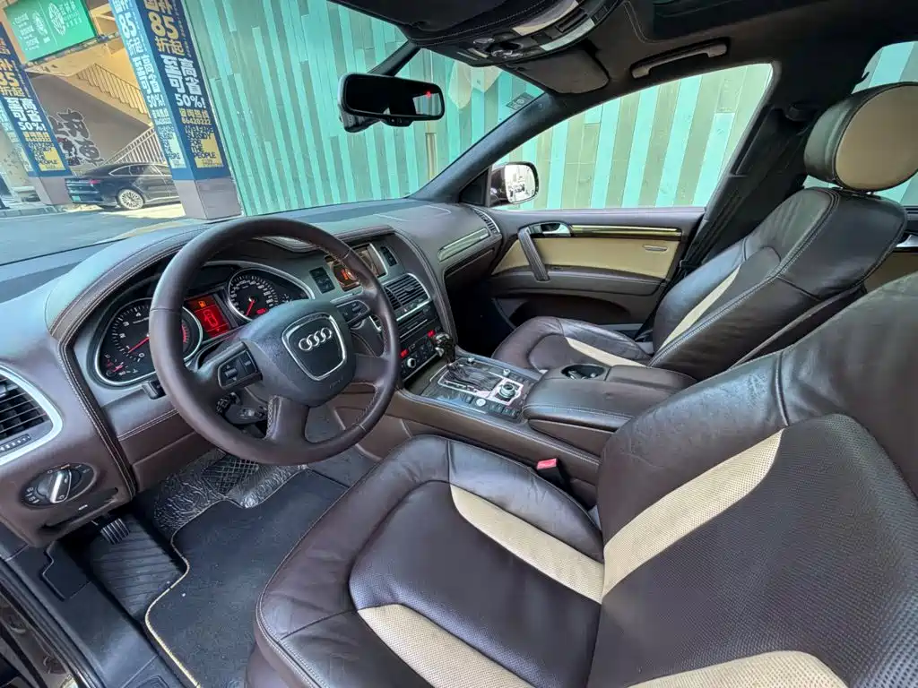 Audi Q7 — миниатюра 3