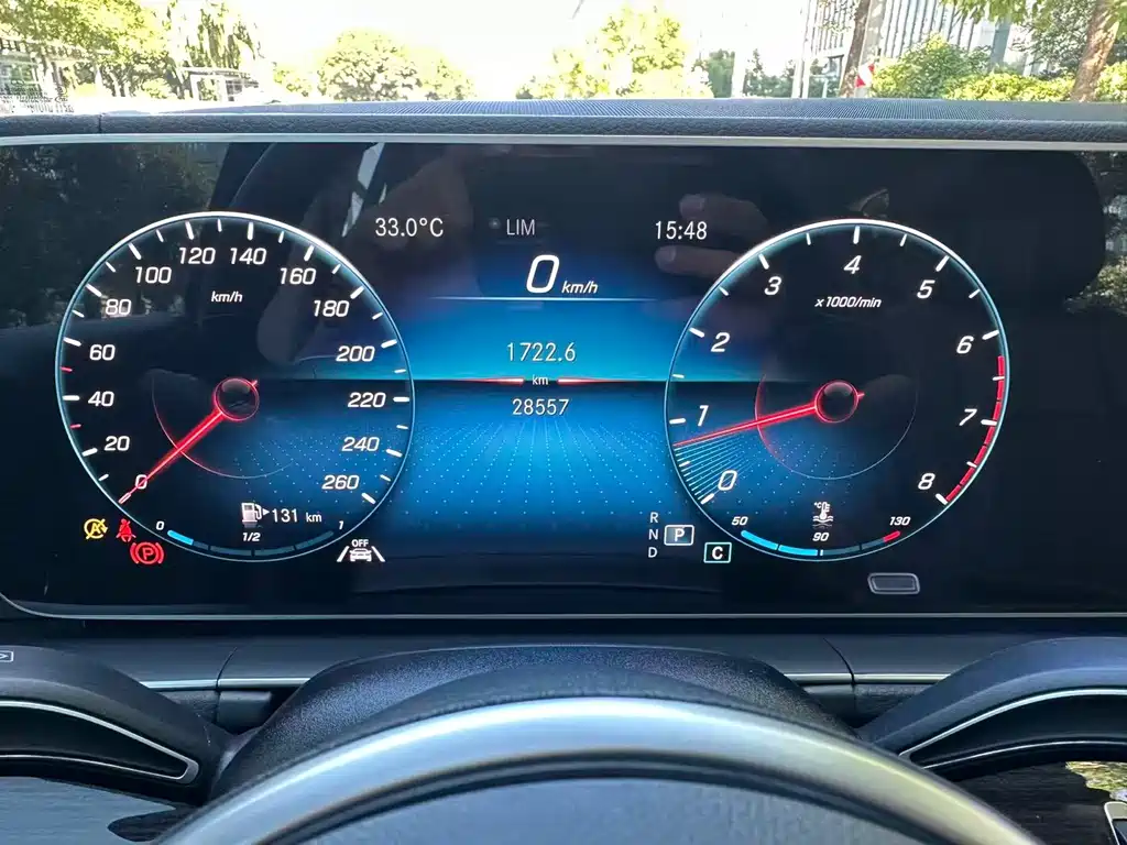 Mercedes-Benz GLE (Import) — миниатюра 21