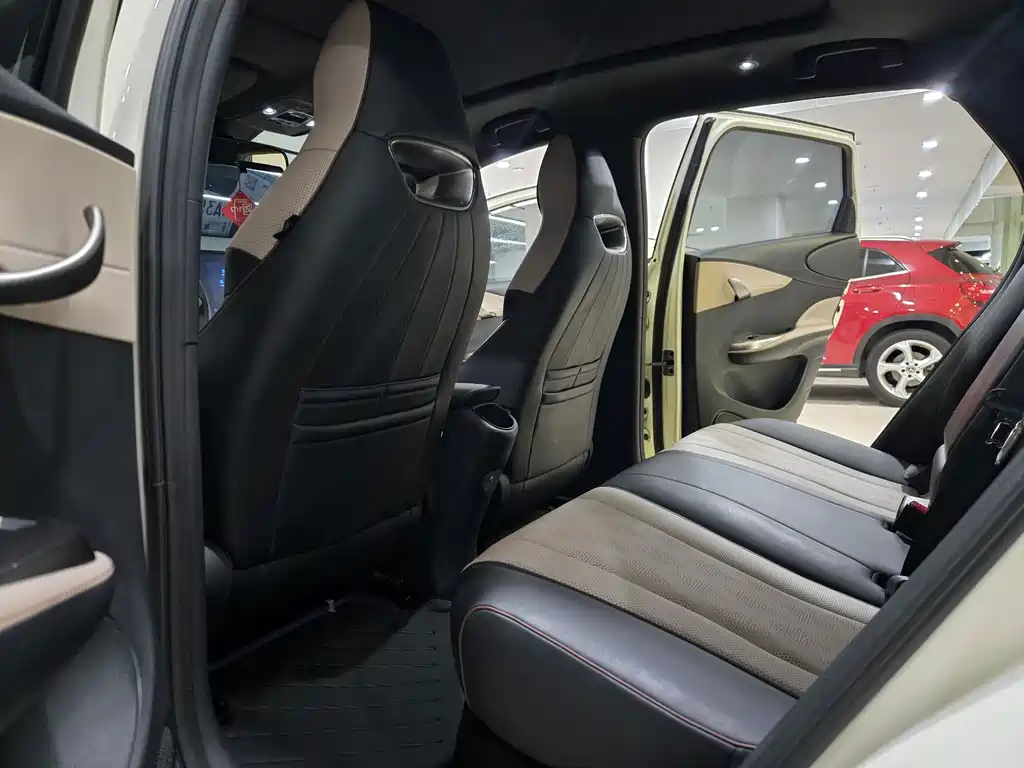 BYD Dolphin — миниатюра 9