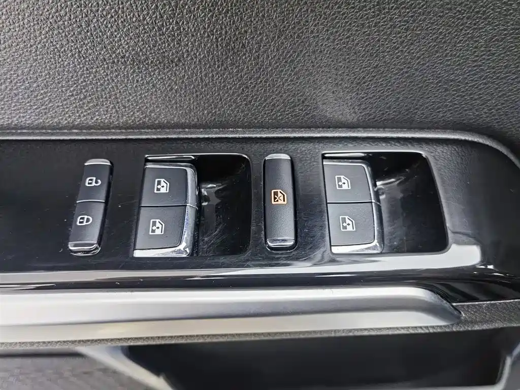 BAIC BJ40 2023 2.0T AT