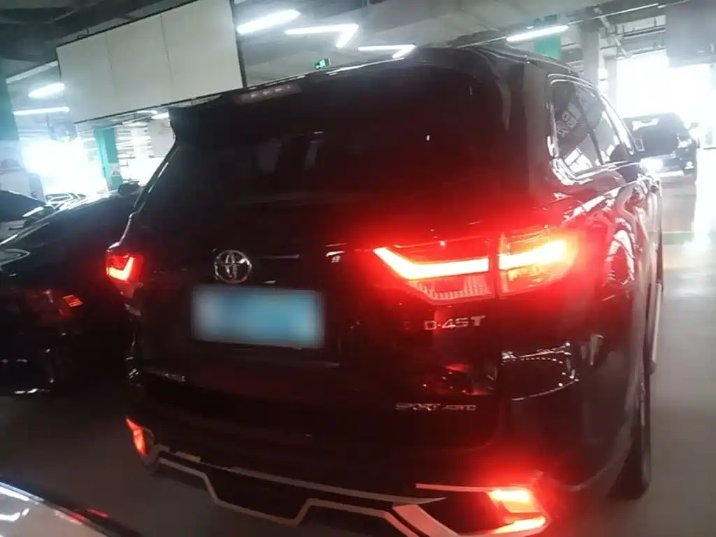 Toyota Highlander — миниатюра 6
