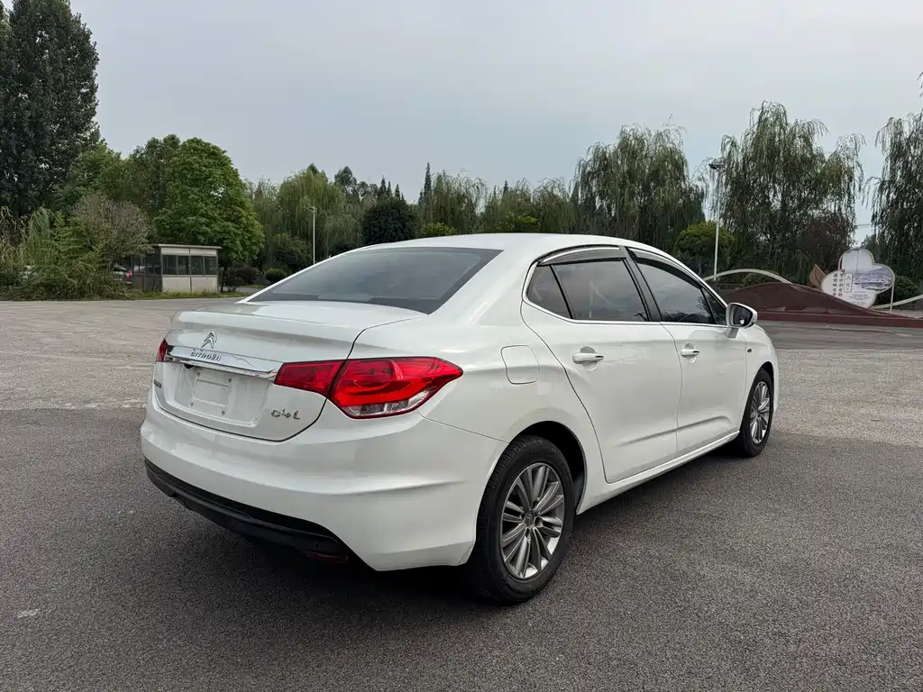 Citroen C4L — миниатюра 7