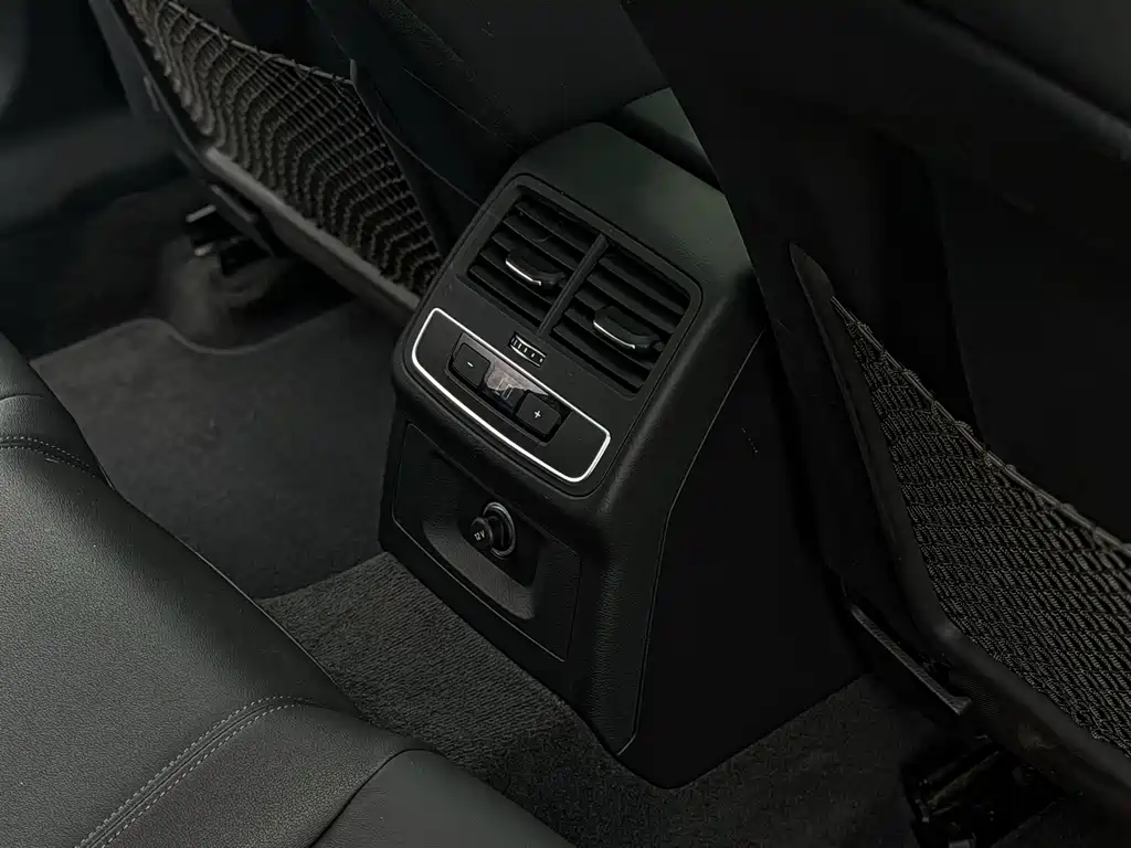 Audi A5 (Import) — миниатюра 18