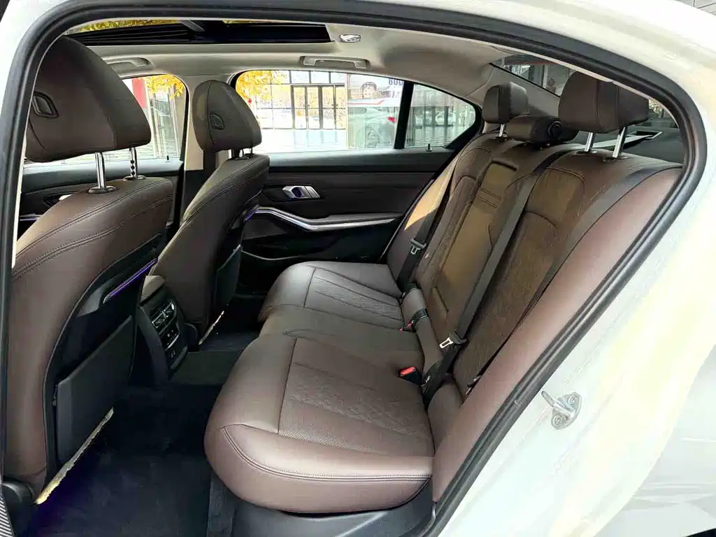 BMW 3 Series — миниатюра 8