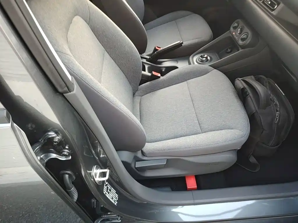 Wuling Hongguang EV — миниатюра 25