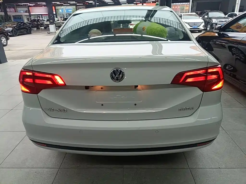 Volkswagen Bora — миниатюра 6