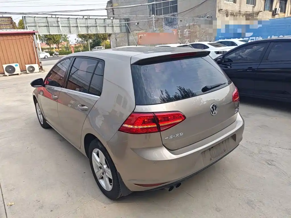 Volkswagen Golf — миниатюра 5