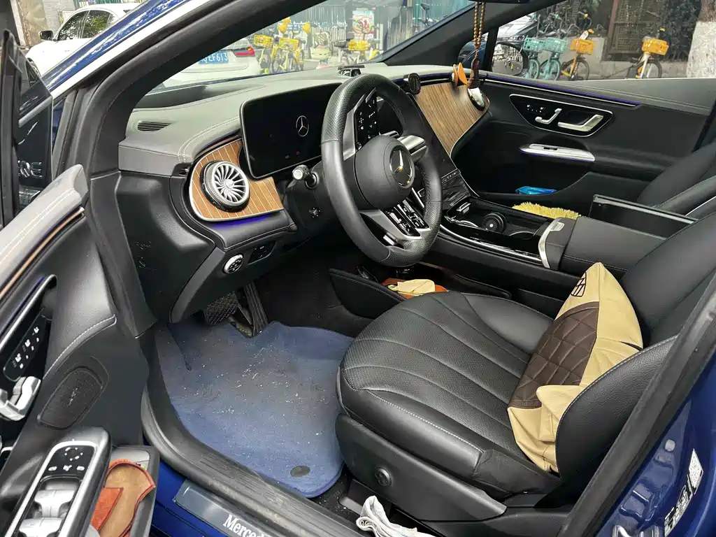 Mercedes-Benz EQE 2022 350 Luxury