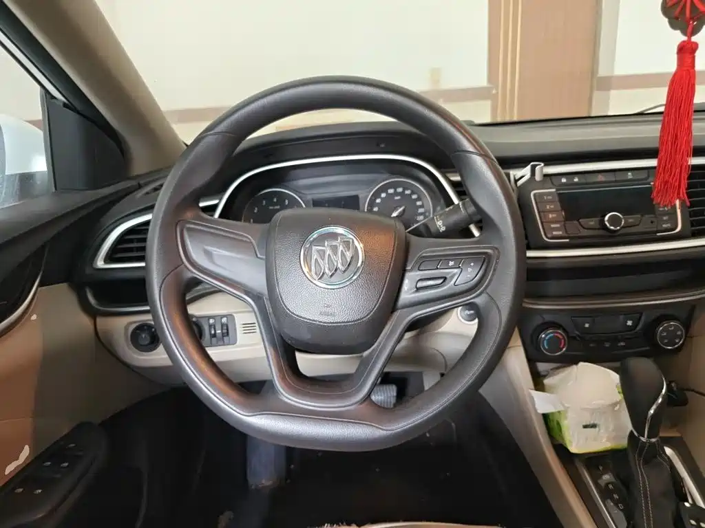 Buick Excelle — миниатюра 3